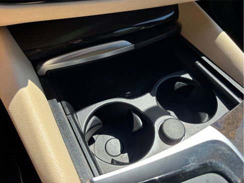 Used 2018 BMW 530i w/ Premium Package RWD image 35