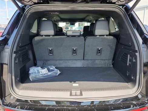 New 2026 Buick Enclave Sport Touring w/ Super Cruise Package image 6