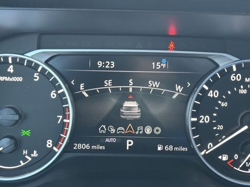 Certified 2025 Nissan Pathfinder SL w/ SL Premium Package image 40