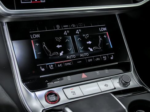 Used 2022 Audi RS 6 image 35