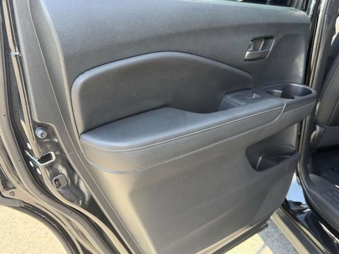 Used 2023 Honda Passport EX-L image 12