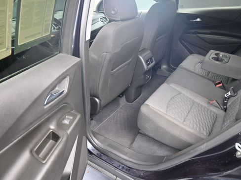 Used 2020 Chevrolet Equinox LT image 17