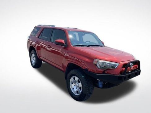 Used 2016 Toyota 4Runner SR5 image 8
