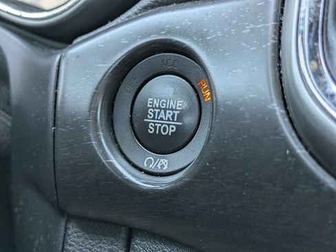Certified 2017 Jeep Grand Cherokee Altitude RWD image 24
