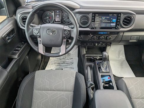 Used 2023 Toyota Tacoma TRD Off-Road image 26