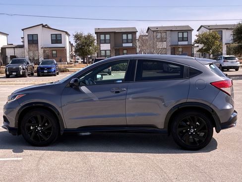 Certified 2022 Honda HR-V Sport image 3