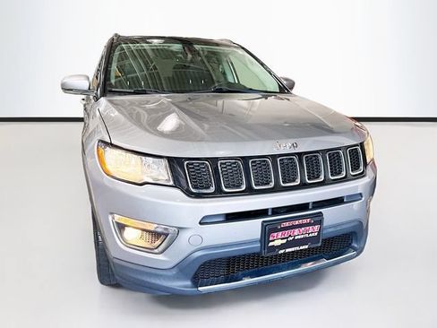 Used 2018 Jeep Compass Limited AWD/4WD image 3