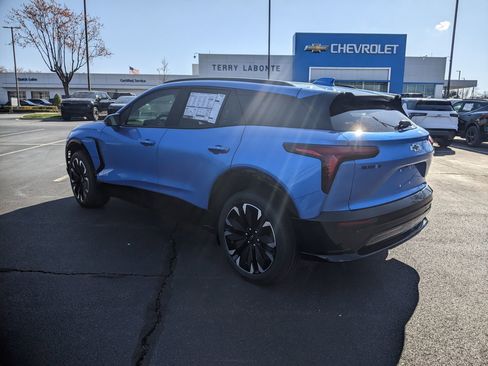 New 2025 Chevrolet Blazer EV RS image 6