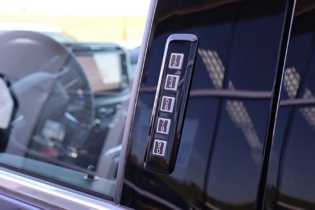 New 2027 Ford F350 Lariat w/ Lariat Ultimate Package AWD/4WD image 16