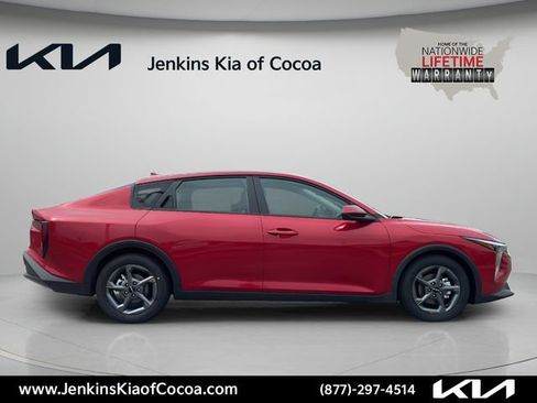 New 2026 Kia K4 FWD image 3