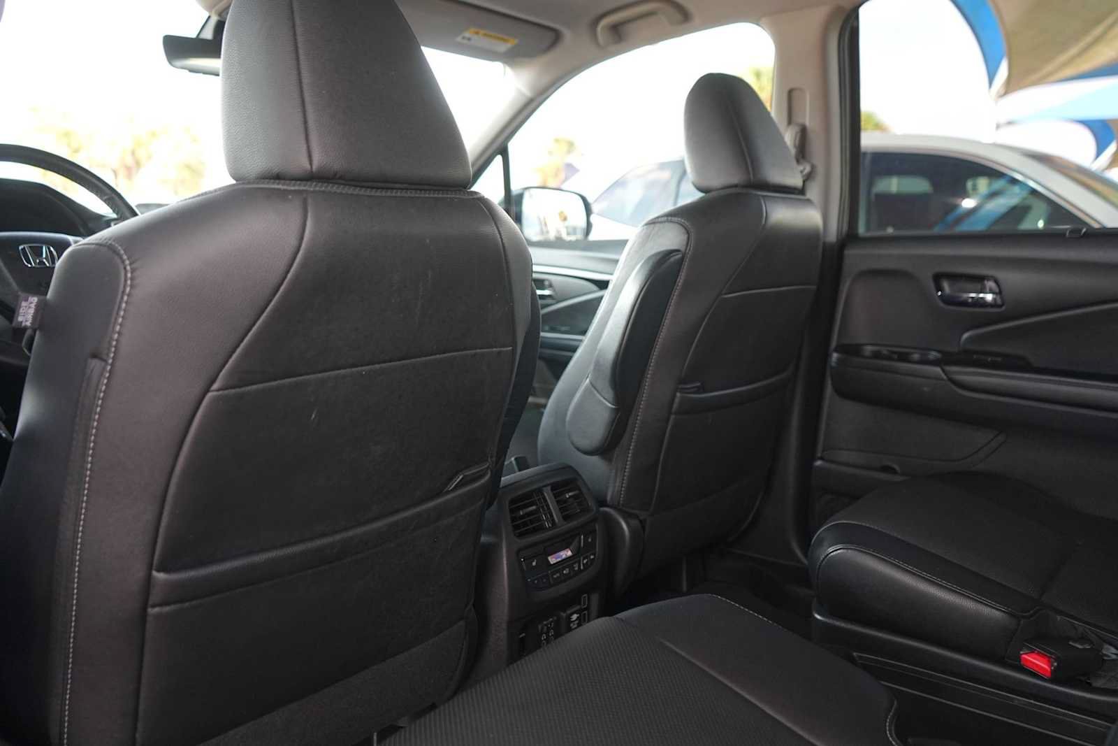 Used 2019 Honda Pilot Elite image 13