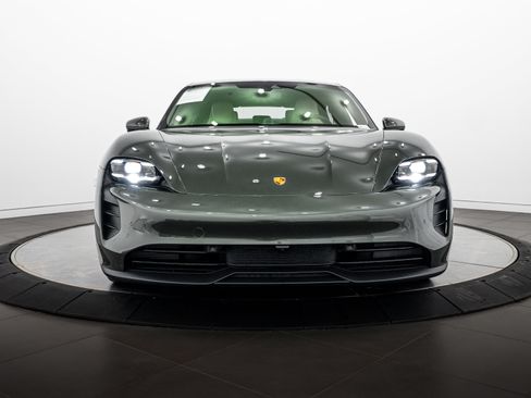 Certified 2022 Porsche Taycan GTS AWD/4WD image 10
