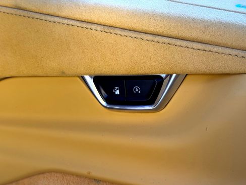 Used 2025 Chevrolet Corvette E-Ray w/ Stealth Interior Trim Package image 31