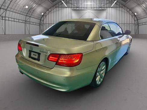 Used 2012 BMW 328i Convertible RWD image 33