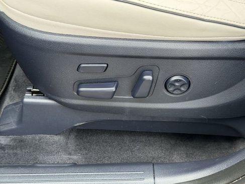 Used 2022 Hyundai Palisade Calligraphy image 22