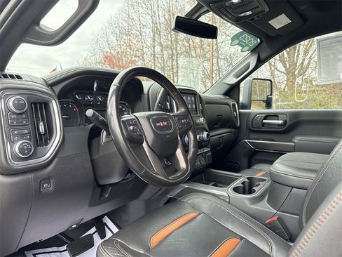 Certified 2023 GMC Sierra 3500 AT4 image 11
