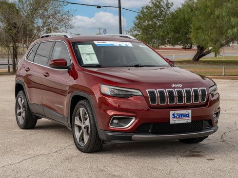 Used 2019 Jeep Cherokee Limited image 1