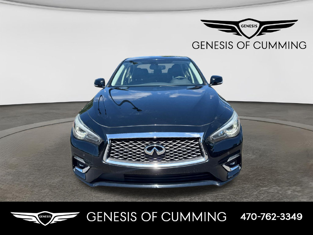 Used 2018 INFINITI Q50 Luxe w/ Essential Package (2.0T Luxe) AWD/4WD image 2