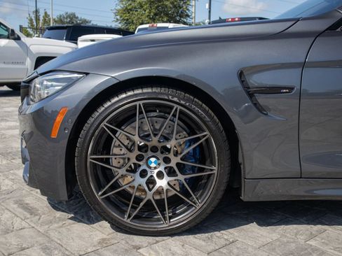 Used 2018 BMW M4 Convertible w/ Competition Package RWD image 15