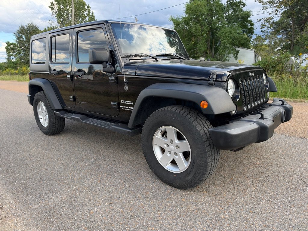 Used 2018 Jeep Wrangler Unlimited Sport S AWD/4WD image 4