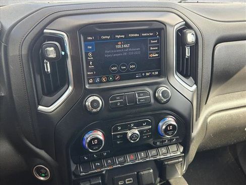 Used 2021 GMC Sierra 1500 AT4 w/ AT4 Premium Package AWD/4WD image 13