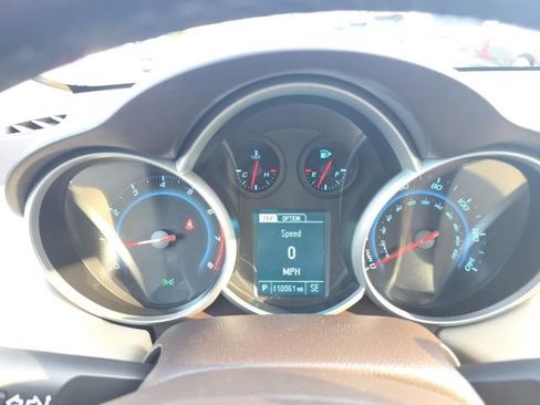 Used 2013 Chevrolet Cruze LT image 12