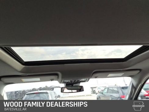 Used 2023 GMC Sierra 1500 SLT w/ SLT Premium Package image 24