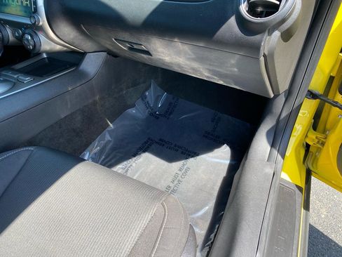 Used 2015 Chevrolet Camaro LT image 29