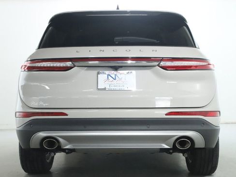 Certified 2024 Lincoln Corsair FWD image 43