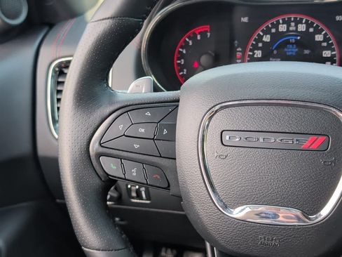 Used 2018 Dodge Durango R/T w/ Technology Group AWD/4WD image 20