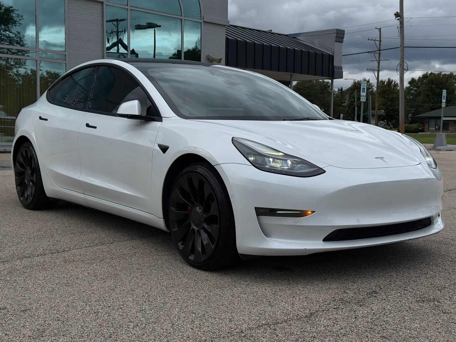 Used 2022 Tesla Model 3 Performance AWD/4WD image 1