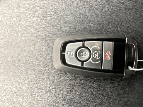 Used 2024 Ford Ranger Lariat w/ FX4 Off-Road Package AWD/4WD image 24