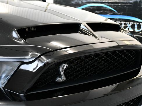 Used 2012 Ford Mustang Shelby GT500 w/ Electronics Pkg image 10