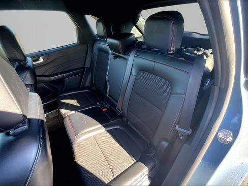 Used 2025 Ford Escape ST-Line Select AWD/4WD image 23