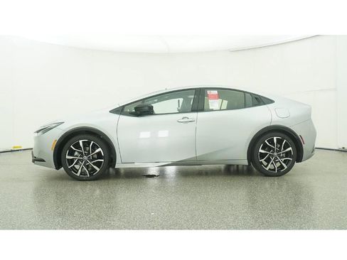 New 2026 Toyota Prius Plug-In Hybrid image 19