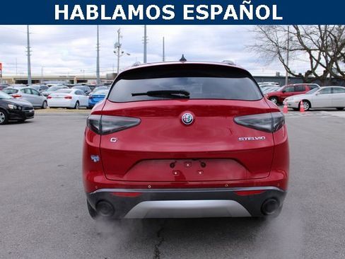 Used 2024 Alfa Romeo Stelvio Ti image 4