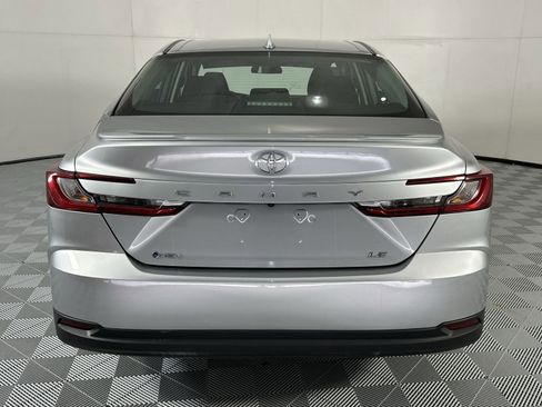 Used 2025 Toyota Camry LE FWD image 7