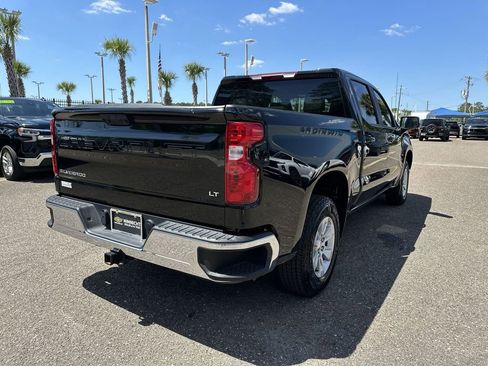 Used 2025 Chevrolet Silverado 1500 LT RWD image 16