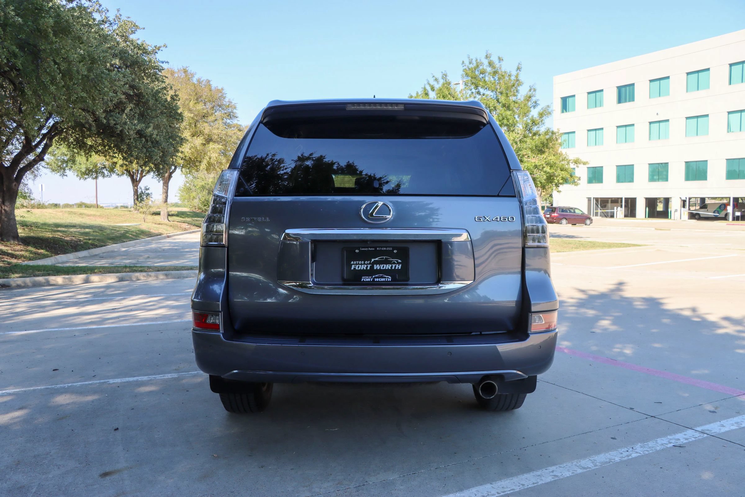 Used 2015 Lexus GX 460 Luxury AWD/4WD image 6