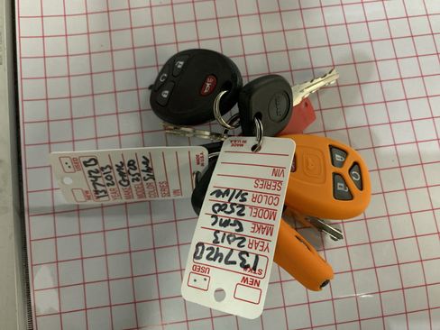 Used 2013 GMC Sierra 2500 SLT w/ SLT Convenience Package image 21