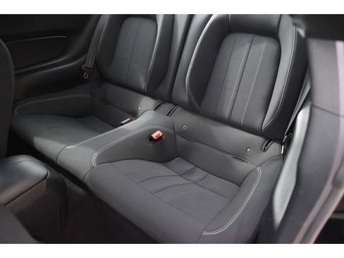Used 2020 Ford Mustang Coupe RWD image 15