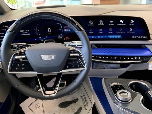 New 2026 Cadillac Optiq Sport 2 image 23