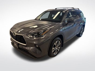 Used 2022 Toyota Highlander XLE