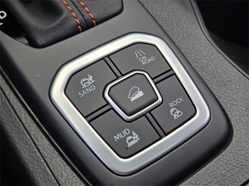 New 2026 Nissan Frontier PRO-4X w/ Pro Premium Package image 18