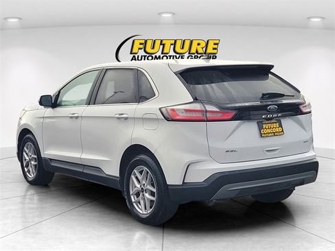 Used 2024 Ford Edge SEL image 8