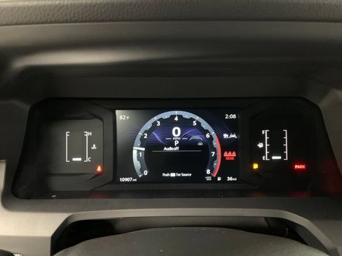 Used 2024 Toyota Tacoma SR5 AWD/4WD image 21