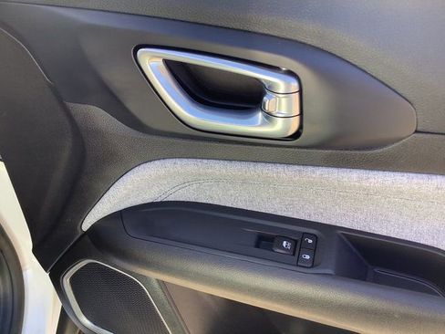 Used 2025 Jeep Compass Latitude w/ Convenience Group image 37