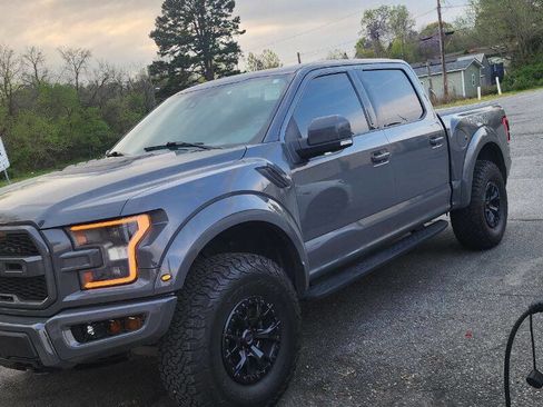 Used 2018 Ford F150 Raptor w/ Equipment Group 802A Luxury image 3