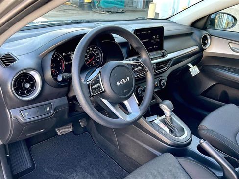 Used 2022 Kia Forte LXS image 20