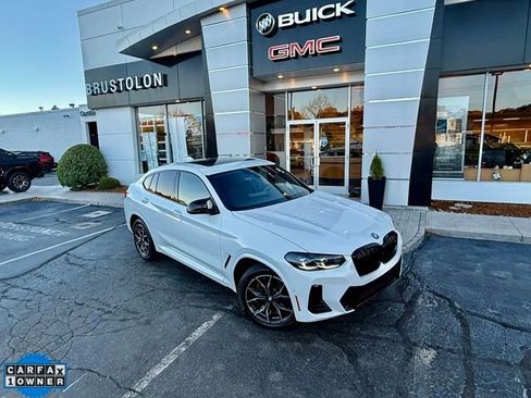 Used 2024 BMW X4 M40i w/ Premium Package image 2